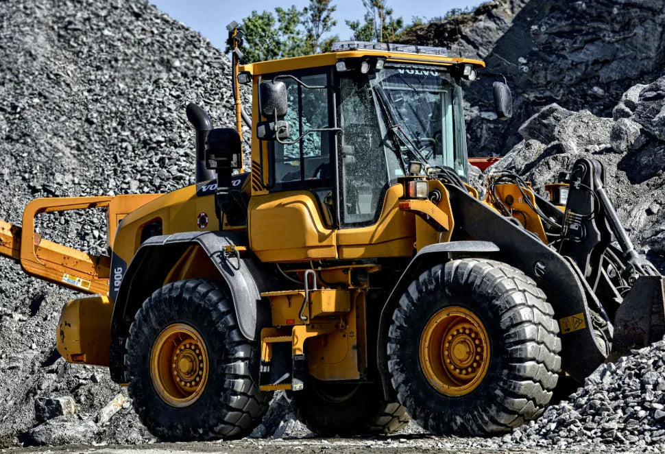 Maximizing Loader Efficiency with GPS Tracking: The G19 Solution